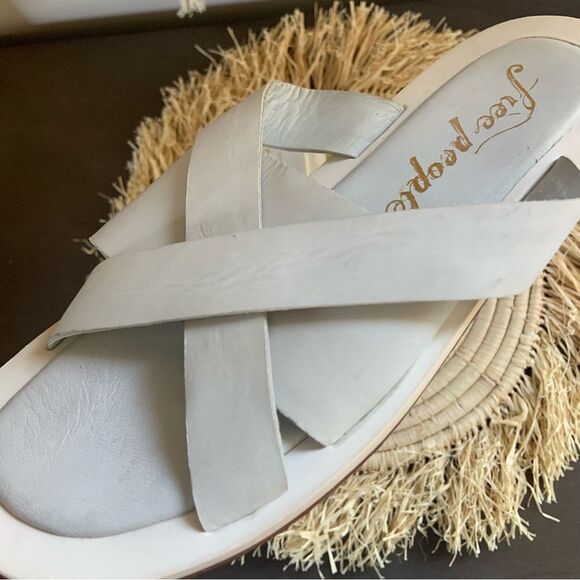 FREE PEOPLE Women’s Del Mar Leather Open Toe Slide Sandals White 40 / 9.5 - Picture 10 of 16